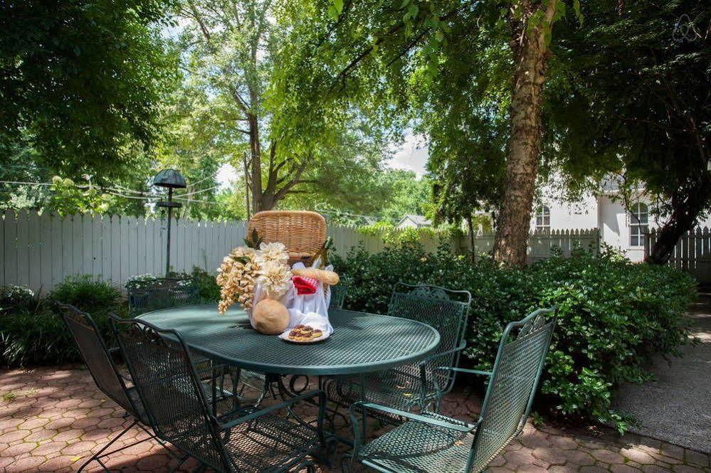 Carriage Lane Inn Murfeesboro Tn マーフリーズボロ エクステリア 写真